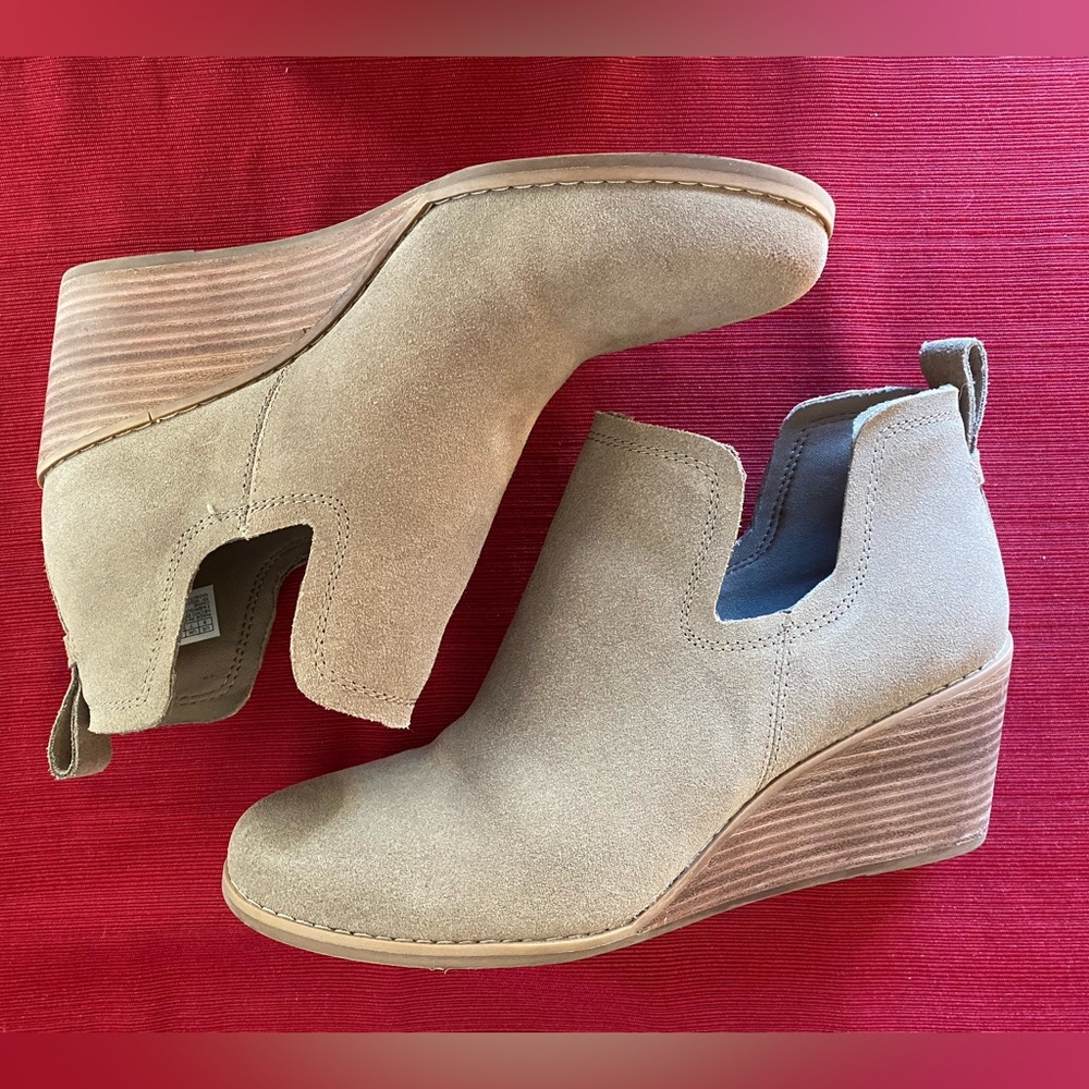 Toms Tan Ankle Booties